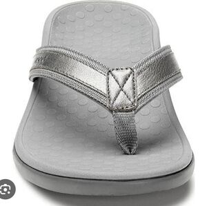 Vionic Metallic Silver High Tide Platform Women's Flip Flop Sandals, Size 10